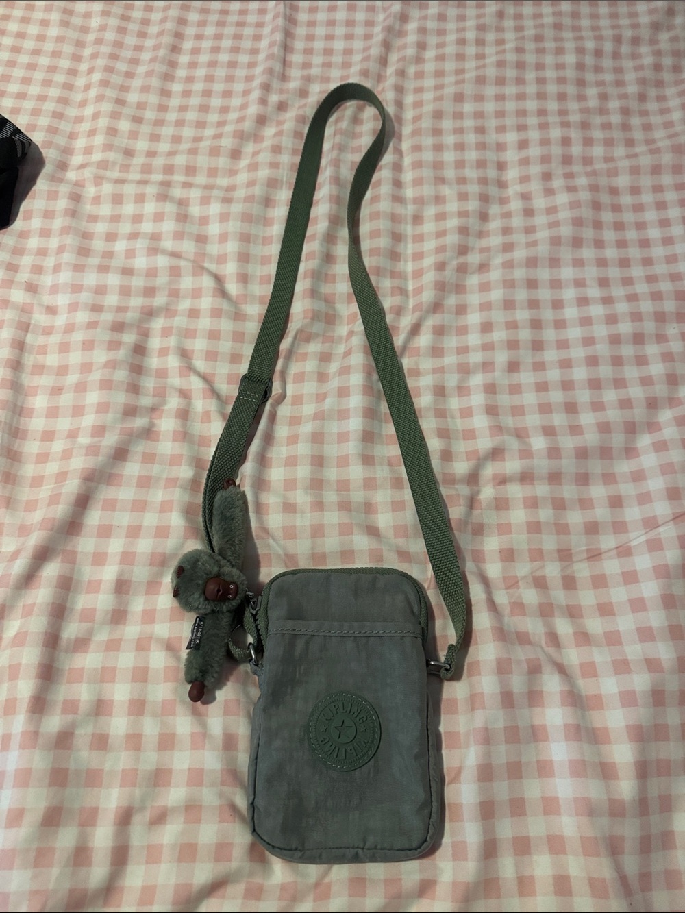 Small Crossbody Phone Bag in Olive Green